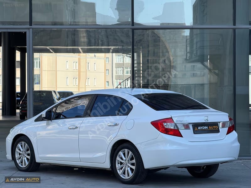 2014 Honda Civic 1.6i VTEC Eco Premium PREMIUM ECO OV — fotoğraf 1