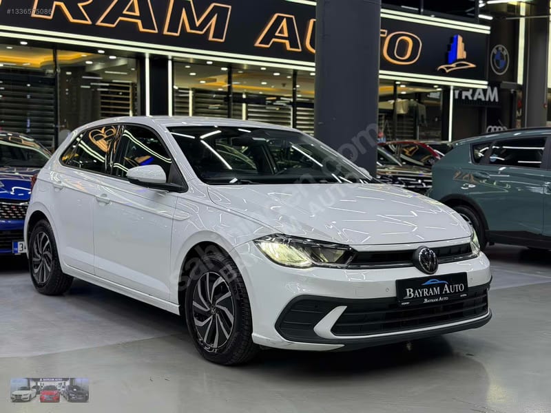 2023 Volkswagen Polo 1.0 LIFE — fotoğraf 1
