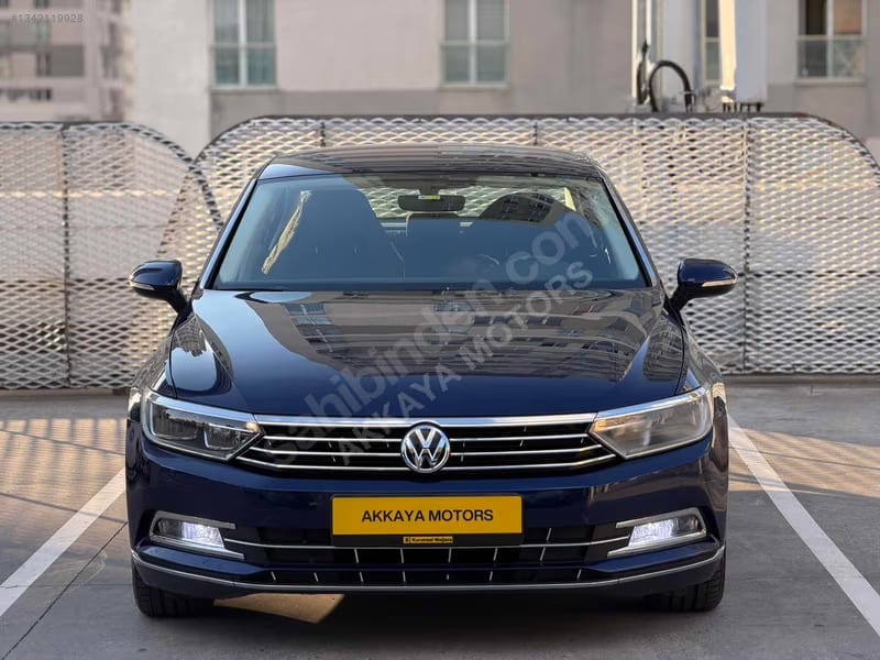 2018 Volkswagen Passat 1.6 TDi BlueMotion BMT COMFORTLINE — fotoğraf 1