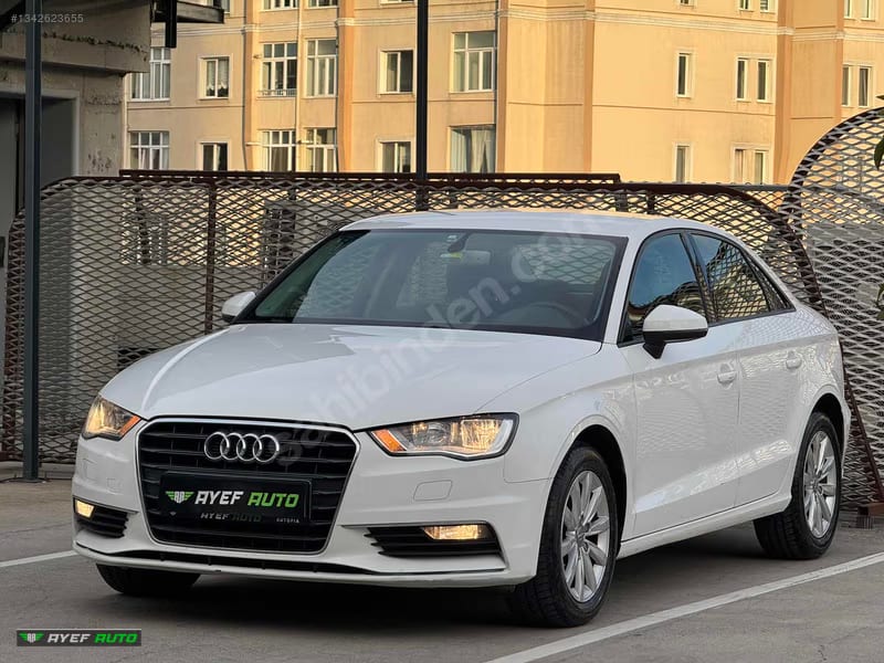 2015 Audi A3 A3 Sedan AMBIENTE S — fotoğraf 1