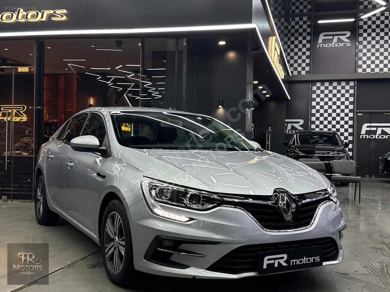 2024 Renault Megane 1.3 TCe TOUCH — fotoğraf 1